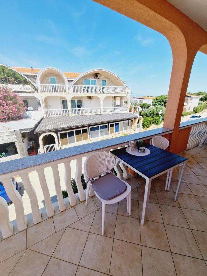 Apartment Melani Vir Exterior foto
